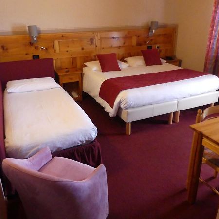 Hotel Le Clocher Champoluc Eksteriør billede