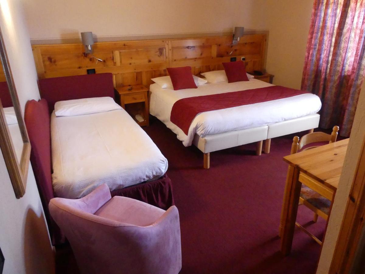 Hotel Le Clocher Champoluc Eksteriør billede