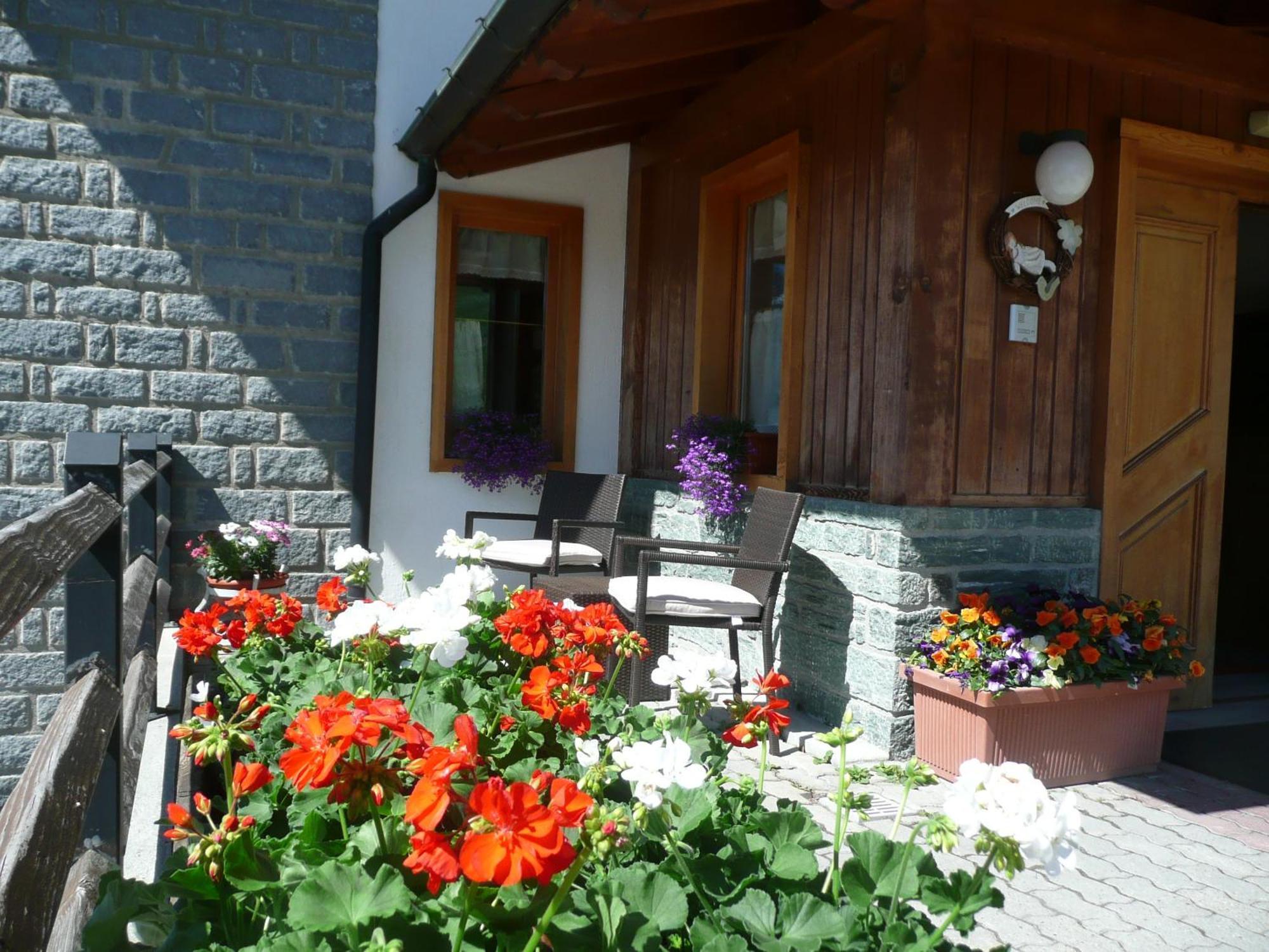 Hotel Le Clocher Champoluc Eksteriør billede