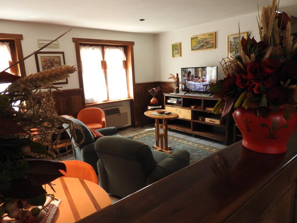Hotel Le Clocher Champoluc Eksteriør billede